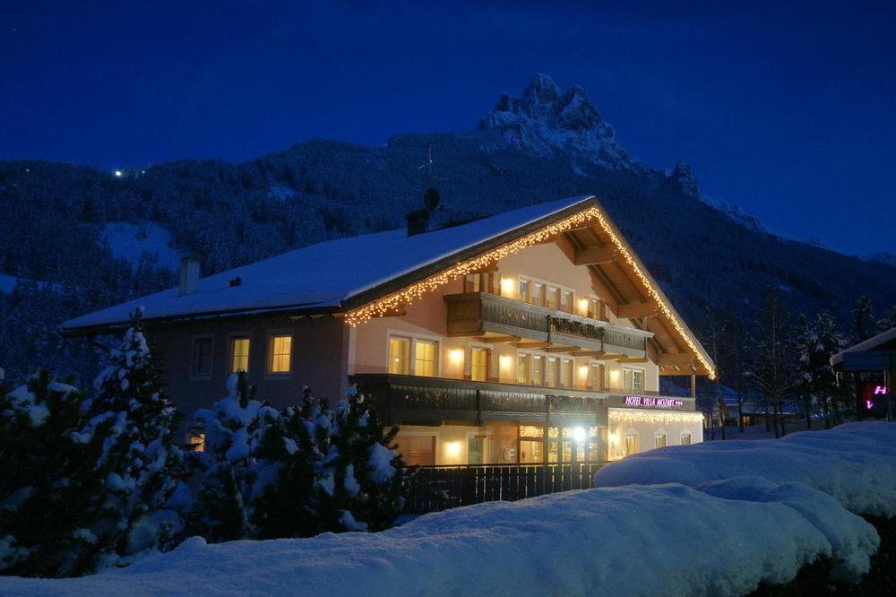 Hotel Villa Mozart Pozza di Fassa Exterior foto